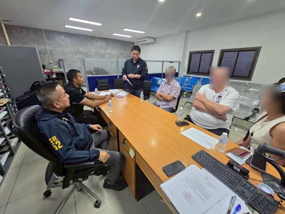 ตม.4 รวบเฒ่าเยอรมันหนีหมายจับสากล คดีหื่นขืนใจลูกเลี้ยง 5 ปี กบดานบุรีรัมย์