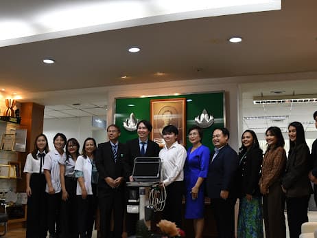คณบดีวิทยาลัยนานาชาติ มหาวิทยาลัยขอนแก่น แถลงข่าวปิดกิจกรรมวิ่ง “Water Fiesta Run”