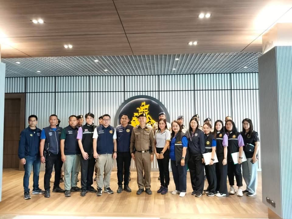 สภ.เมืองขอนแก่น บูรณาการร่วมกับหน่วยงานความมั่นคงและหน่วยงานที่เกี่ยวข้อง ใช้มาตรการเชิงรุก ลงพื้นที่ตรวจสอบการทำงาน/แหล่งพักพิงของแรงงานข้ามชาติในพื้นที่