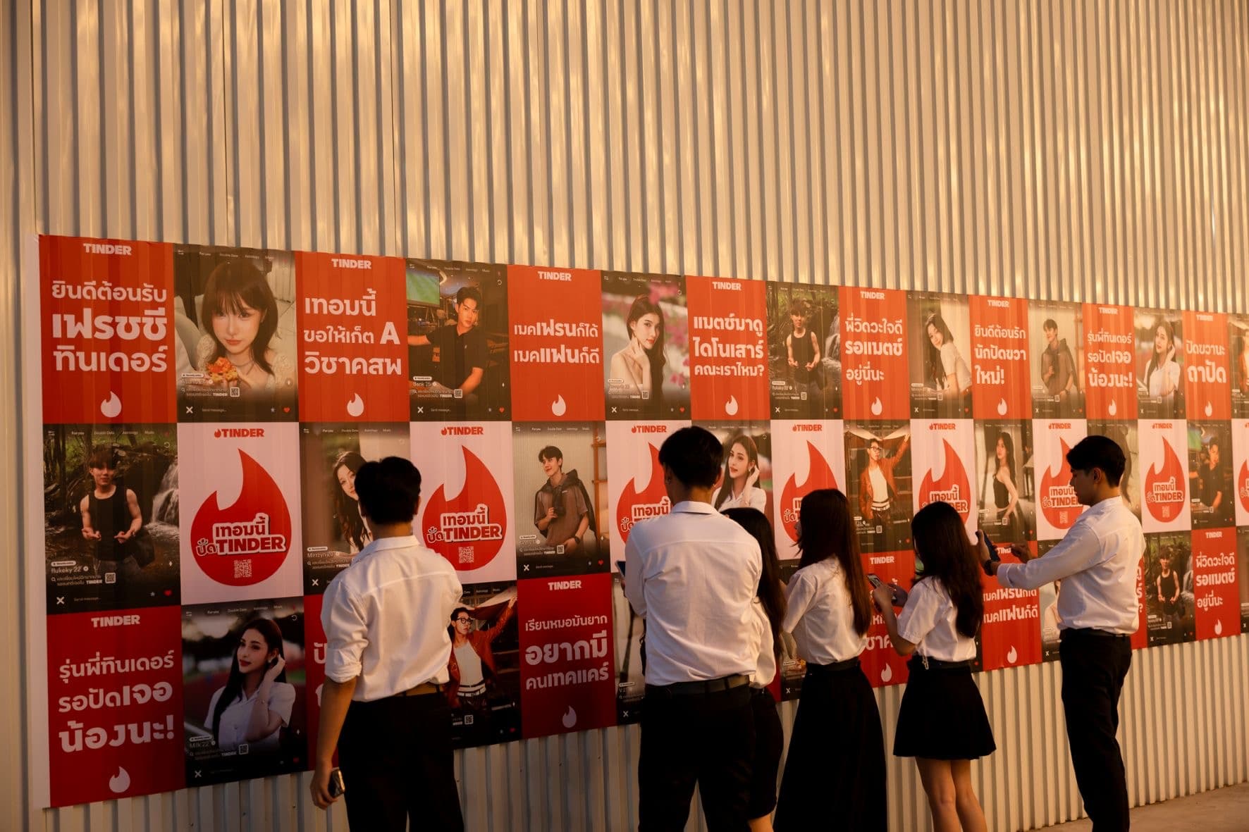 Tinder ส่งแคมเปญ "เทอมนี้ปัด Tinder"ชวนนิวเจนเริ่มต้นการเชื่อมต่อใหม่ ๆ