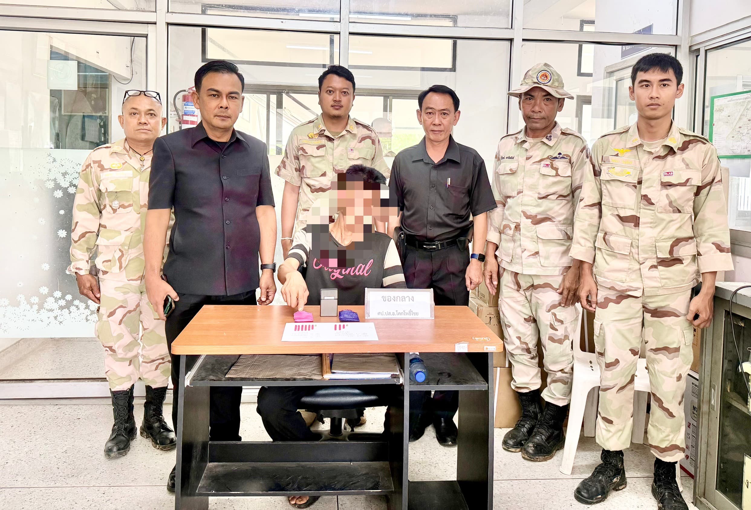 ผ่าแผนยุทธการ 90 วัน! ฝ่ายปกครองโคกโพธิ์ไชยจับมือตำรวจ เปิดปฏิบัติการ “ขอนแก่นปลอดภัย สังคมเป็นสุข” รวบ 3 ทรชนคาของกลางยาบ้า-ฉี่ม่วง