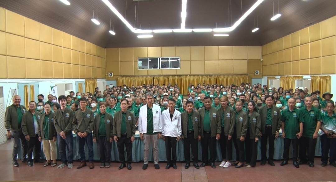 พรรครักแผ่นดิน ประชุมจัดตั้งพรรคใหญ่ที่เชียงใหม่ เดินหน้าการเมืองสุจริต โปร่งใส ยึดประชาชนเป็นศูนย์กลาง
