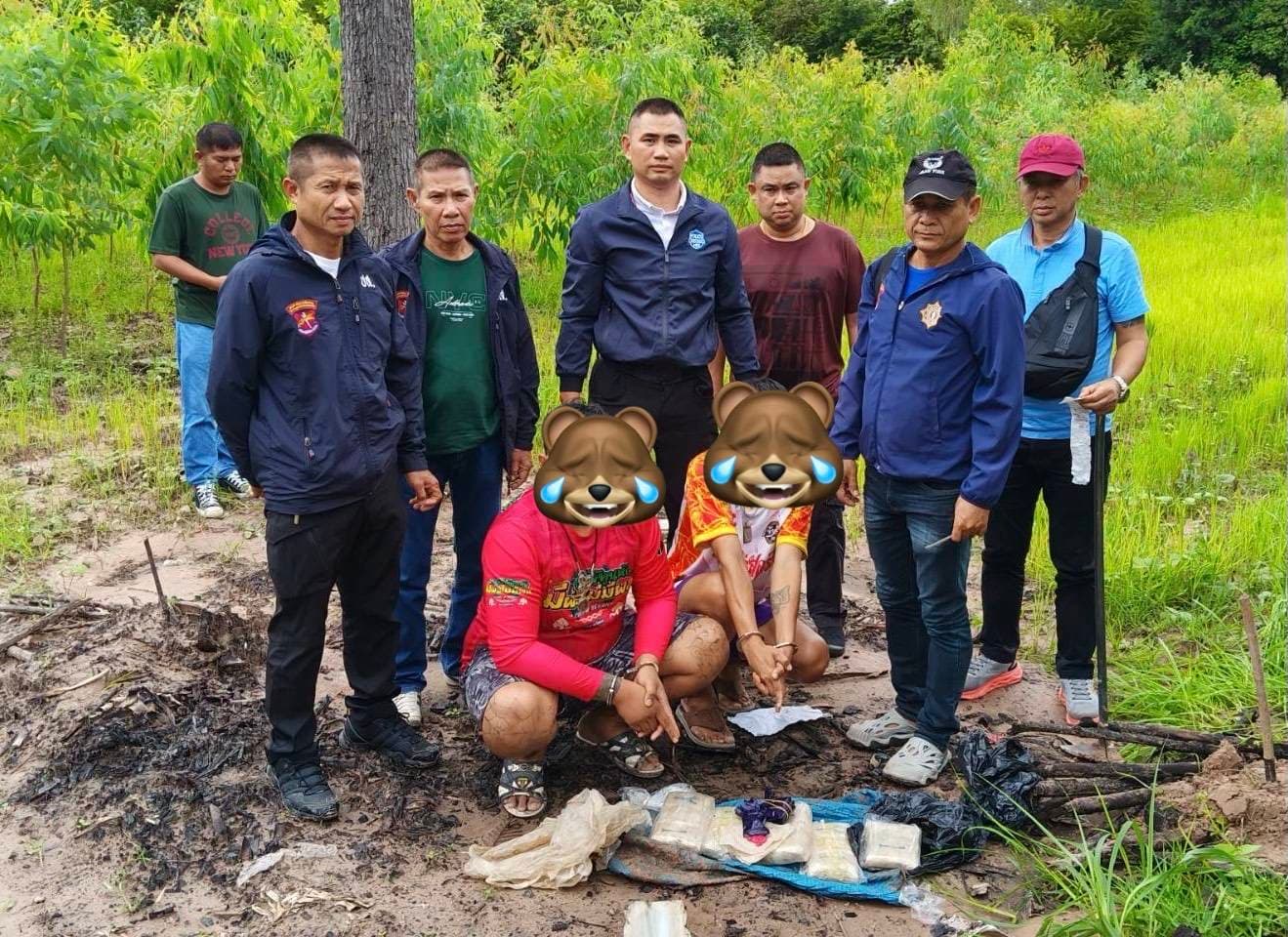 สืบ ร้อนเอ็ด ร่วม สภ.เสลภูมิ ทลายเครือข่ายยาบ้าข้ามจังหวัด รวบ 3 ผู้ต้องหา ยึดของกลาง 1.9 แสนเม็ด